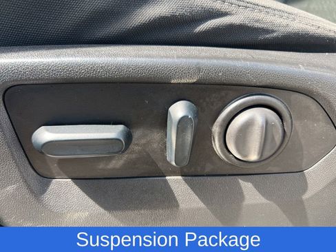 Used 2023 Chevrolet Silverado 2500 LT w/ Convenience Package image 16