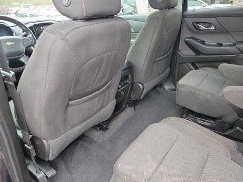 Used 2019 Chevrolet Traverse LT image 12