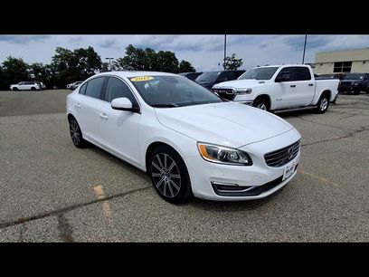 Used 2017 Volvo S60 T5 Inscription Platinum