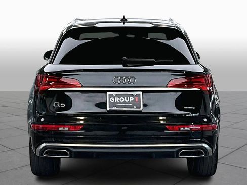 Used 2021 Audi Q5 e Premium w/ Convenience Package image 5