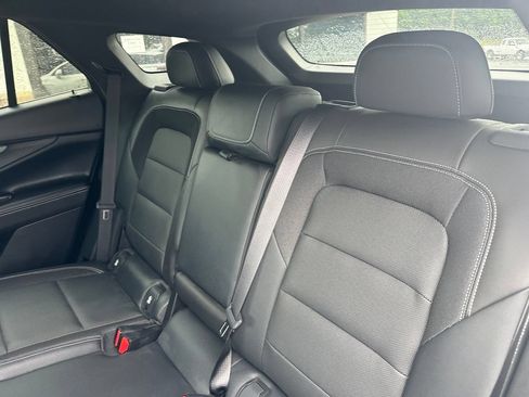 Used 2024 Chevrolet Blazer EV LT AWD/4WD image 4