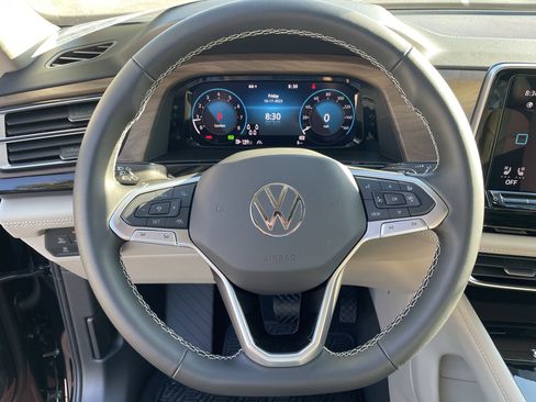 New 2026 Volkswagen Atlas SE image 16