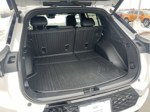 Used 2024 Chevrolet Equinox EV RS image 15