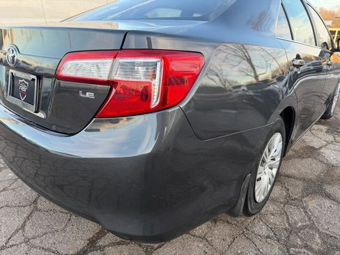 Used 2012 Toyota Camry LE image 18
