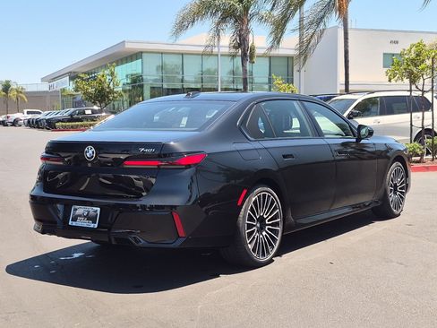 New 2026 BMW 740i w/ Premium Package RWD image 10