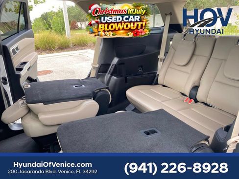 Used 2020 Ford Explorer XLT w/ Equipment Group 202A RWD image 38