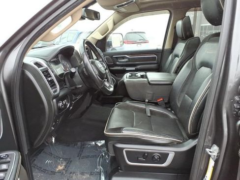 Used 2019 RAM 1500 Laramie image 11