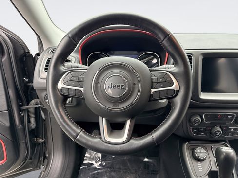 Used 2019 Jeep Compass Trailhawk w/ Cold Weather Group image 12