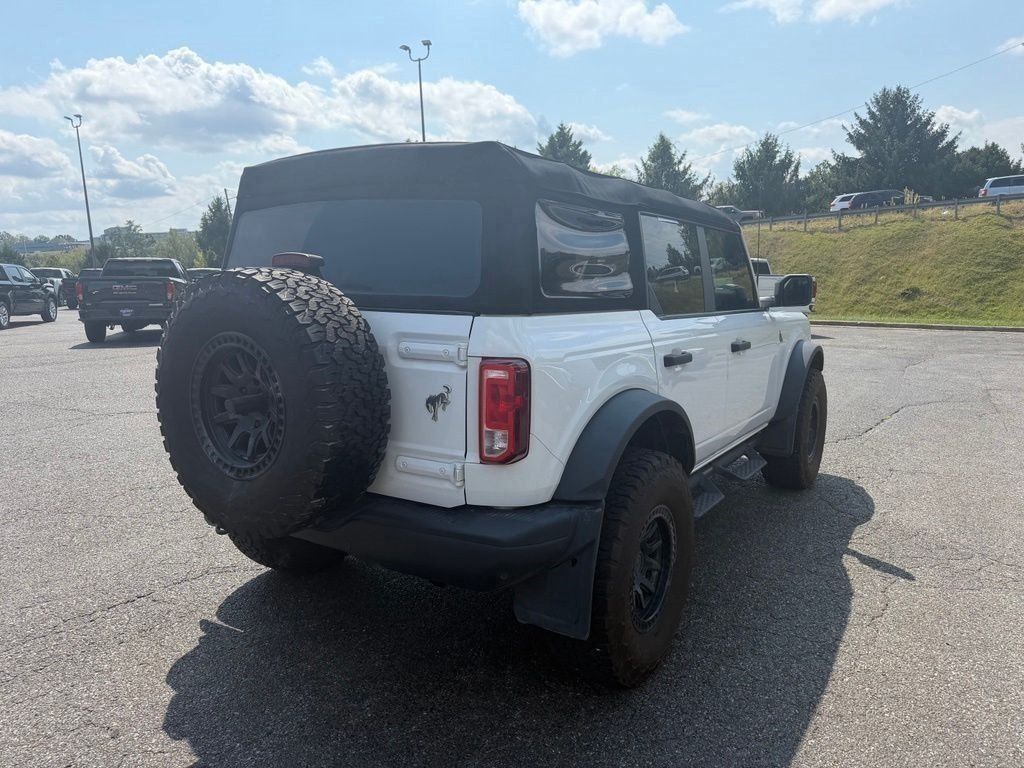 Used 2023 Ford Bronco Black Diamond w/ Sasquatch Package AWD/4WD image 7