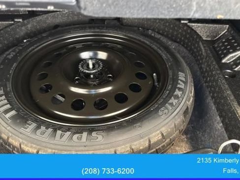 Used 2020 Ford Escape Titanium AWD/4WD image 33