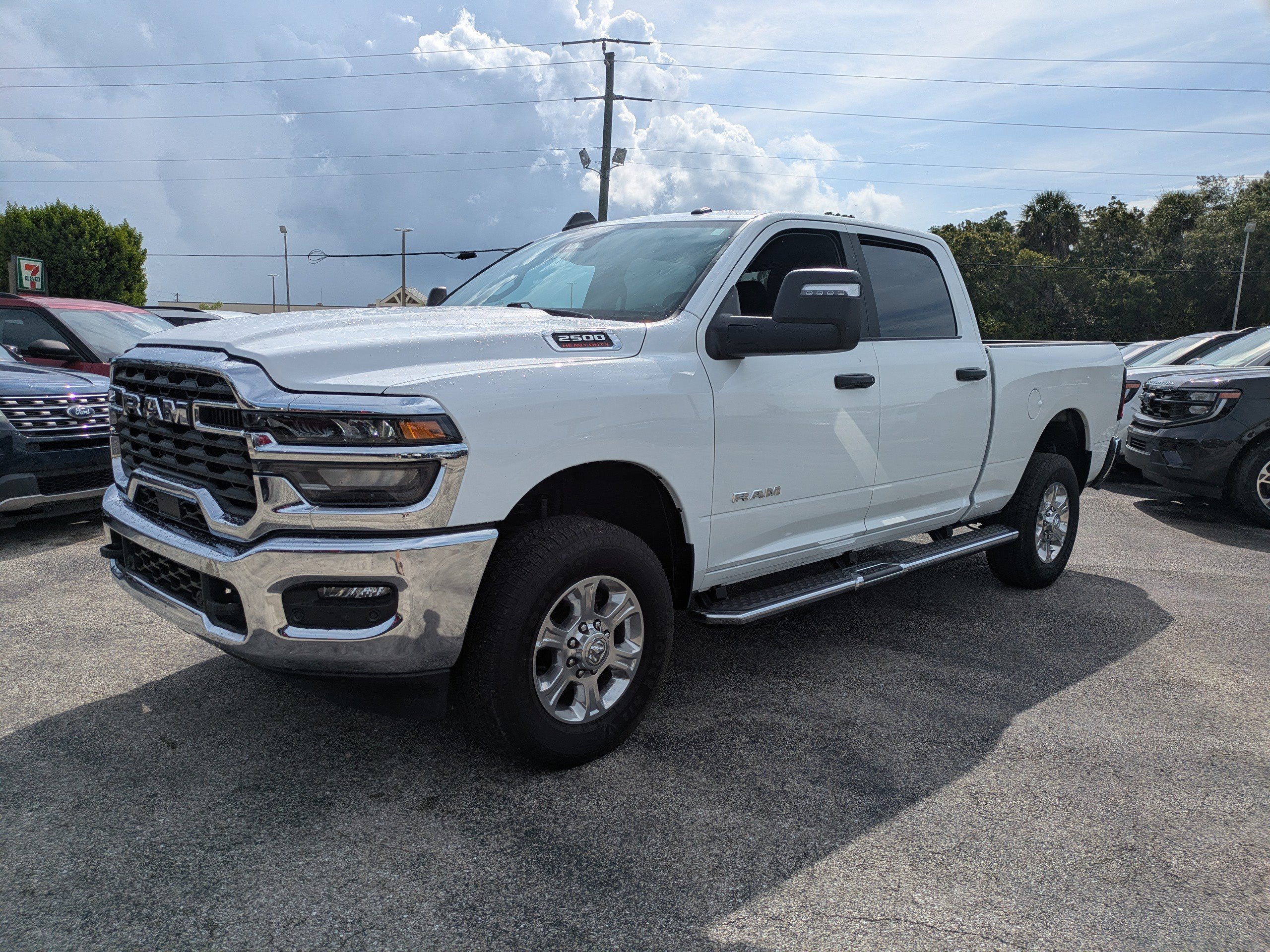 Used 2026 RAM 2500 Big Horn AWD/4WD image 8