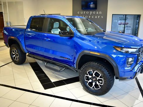 Used 2023 GMC Canyon AT4X AWD/4WD image 8