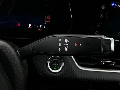 Used 2025 Chevrolet Equinox LT image 35