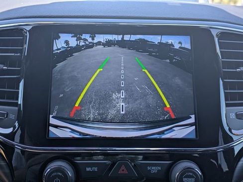 Used 2019 Jeep Grand Cherokee Altitude AWD/4WD image 25