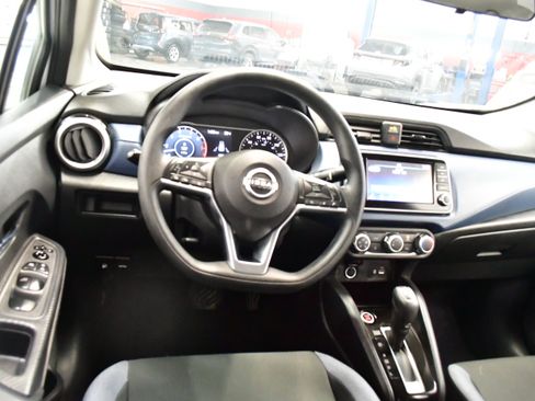 Used 2025 Nissan Versa SV w/ Trunk Package FWD image 8
