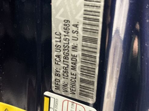 Used 2025 Jeep Gladiator Rubicon image 28