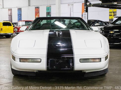 Used 1996 Chevrolet Corvette Coupe image 13