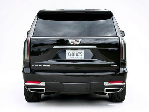 Certified 2025 Cadillac Escalade Premium Luxury Platinum w/ LPO, Floor Liner Package AWD/4WD image 8