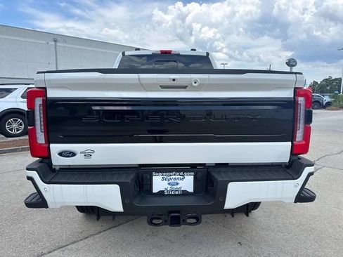 New 2025 Ford F250 Platinum image 5