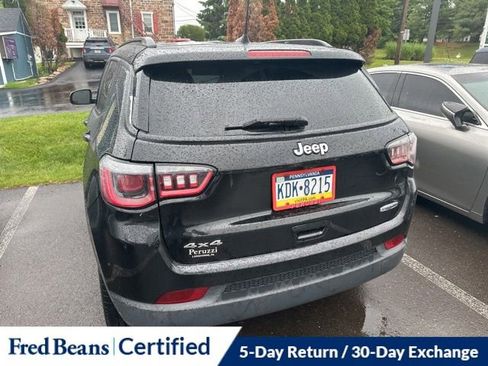Used 2018 Jeep Compass Latitude w/ Popular Equipment Group AWD/4WD image 8