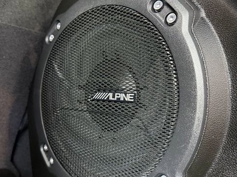 Certified 2025 Jeep Wrangler Unlimited Rubicon image 15