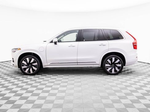 Used 2024 Volvo XC90 T8 Ultimate w/ Lounge Package AWD/4WD image 2
