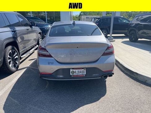 Used 2023 Genesis G70 2.0T image 5