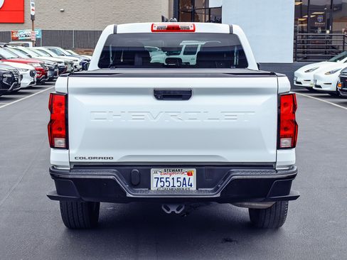 Used 2024 Chevrolet Colorado W/T AWD/4WD image 19