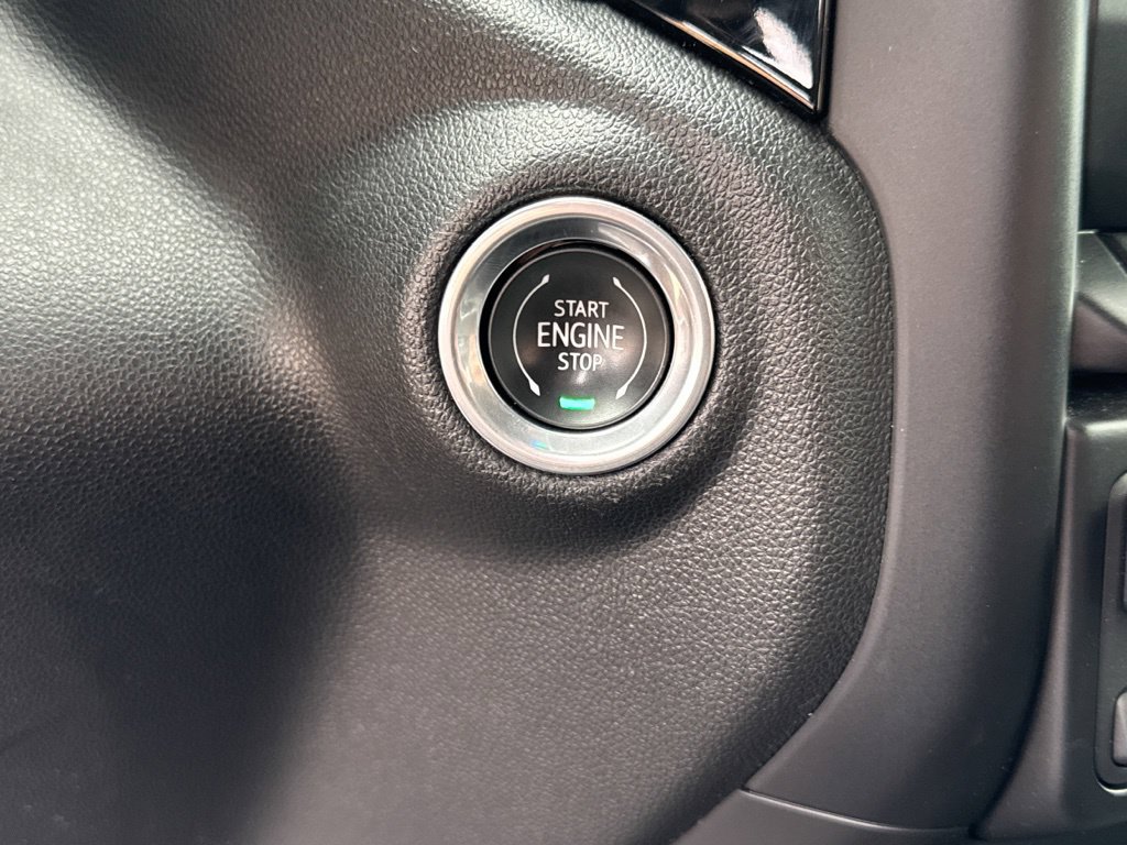 Used 2019 Chevrolet Silverado 1500 RST w/ All-Star Edition AWD/4WD image 18