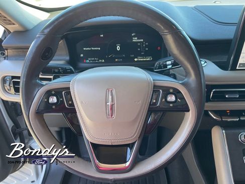 Used 2020 Lincoln Aviator Reserve w/ Elements Package Plus image 9