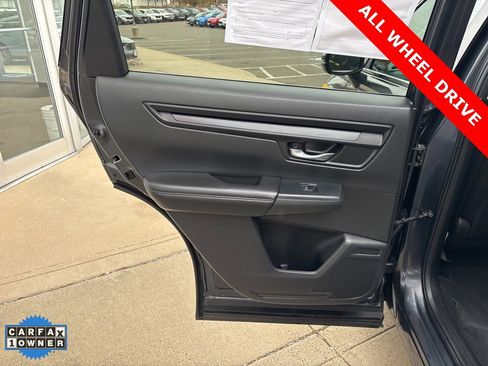 Used 2023 Honda CR-V EX image 10