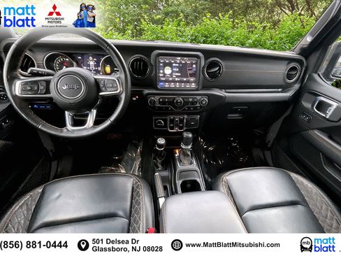 Used 2022 Jeep Wrangler Unlimited Sahara image 16