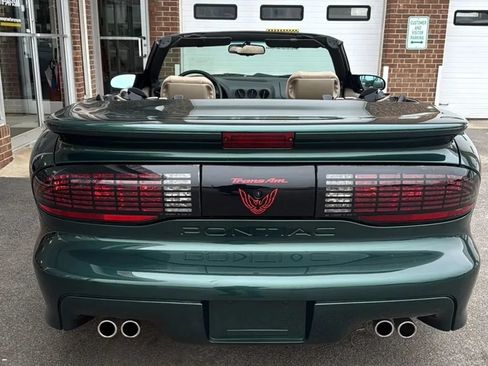 Used 1996 Pontiac Firebird Trans Am RWD image 9