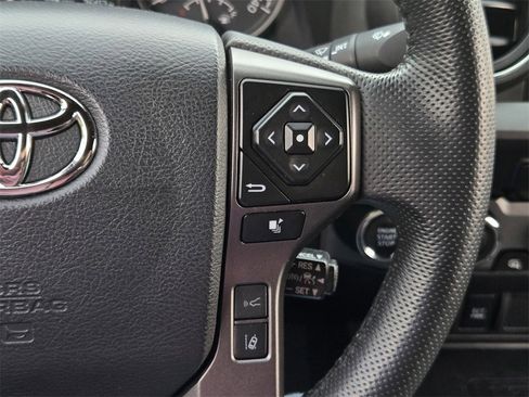 Used 2023 Toyota Tacoma TRD Off-Road image 21
