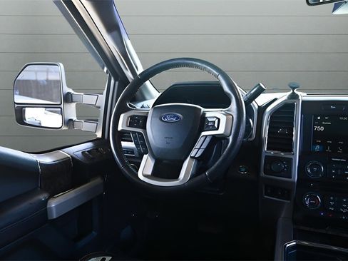 Used 2018 Ford F250 Lariat w/ Lariat Ultimate Package image 34