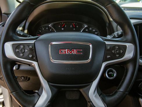 Used 2024 GMC Terrain SLT AWD/4WD image 17