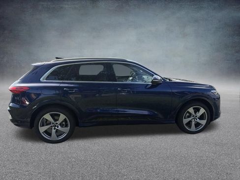 Used 2025 Audi Q5 Prestige AWD/4WD image 5