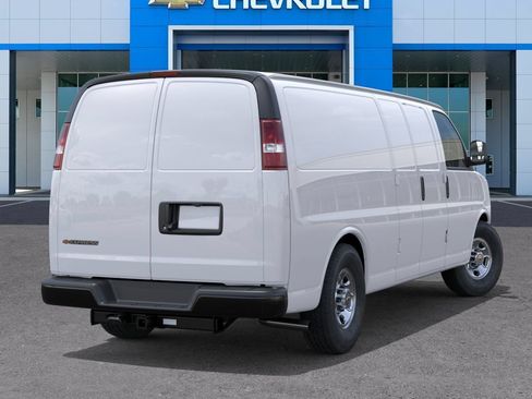 New 2026 Chevrolet Express 2500 Extended w/ Driver Convenience Package RWD image 4