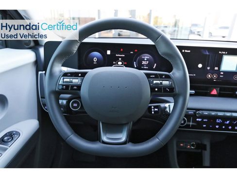 Certified 2025 Hyundai Ioniq 5 SEL RWD image 16