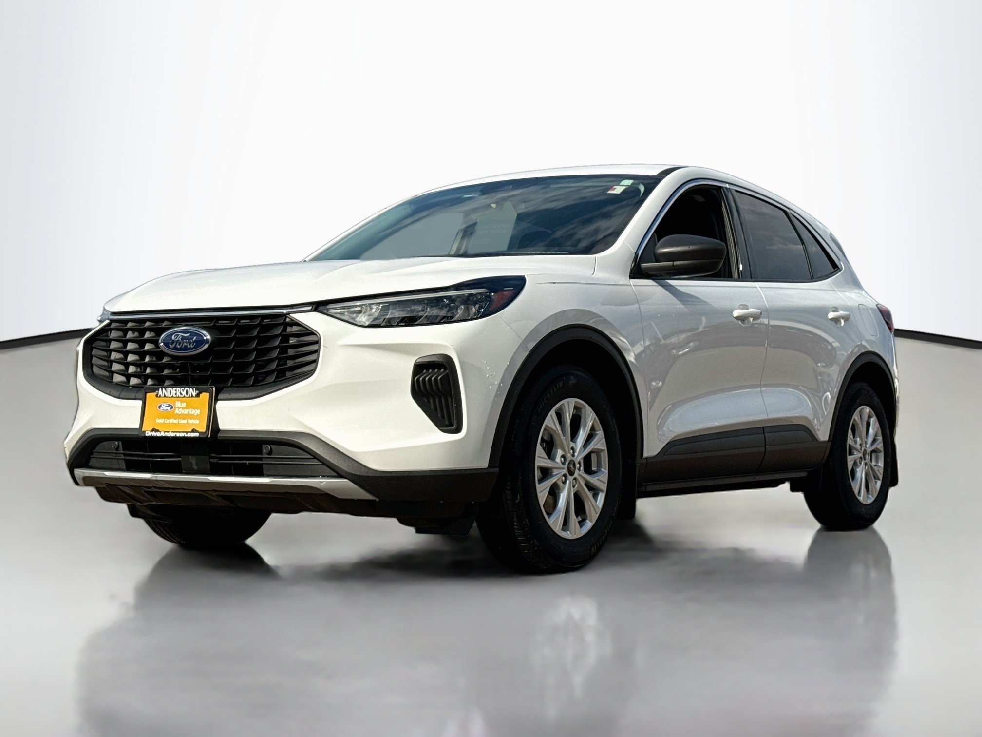 Certified 2024 Ford Escape Active FWD image 3
