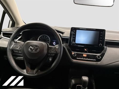 Used 2021 Toyota Corolla LE FWD image 21