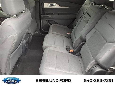 New 2026 Ford Explorer Active AWD/4WD image 7