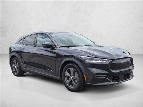 Used 2022 Ford Mustang Mach-E Select w/ Comfort/Technology Package RWD image 3