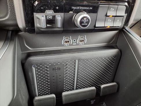 New 2026 RAM 1500 Big Horn AWD/4WD image 40