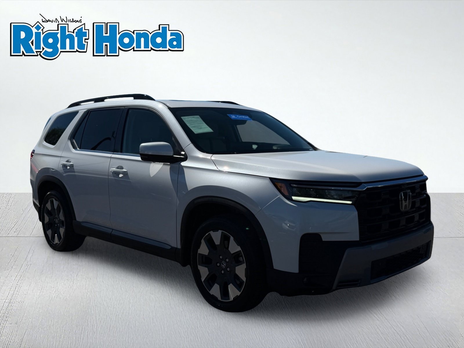 Used 2026 Honda Pilot Touring image 9