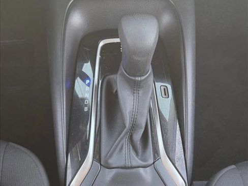 Used 2024 Toyota Corolla LE image 13