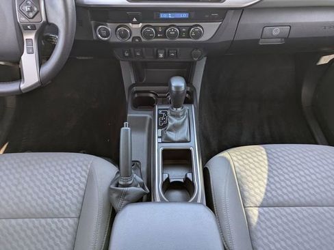Used 2023 Toyota Tacoma SR5 w/ Technology Package AWD/4WD image 18