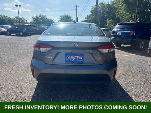 Used 2024 Toyota Corolla LE FWD image 3