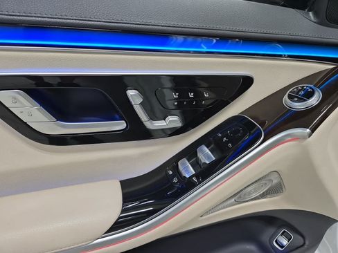 Used 2022 Mercedes-Benz S 500 4MATIC image 15