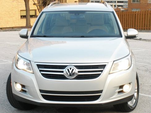 Used 2009 Volkswagen Tiguan SE image 5